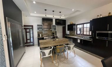 COSTA SUR / SUNSET COAST / 600M / 4 HABITACION / 4 BAÑOS / 4 PARKING