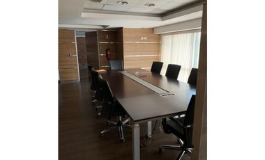 OFICINA / CALLE 50 / TORRE DRESDNER / 325M / DIVISIONES / AMOBLADA