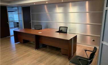 OFICINA / CALLE 50 / TORRE DRESDNER / 325M / DIVISIONES / AMOBLADA