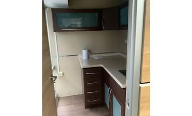 OFICINA / CALLE 50 / TORRE DRESDNER / 325M / DIVISIONES / AMOBLADA