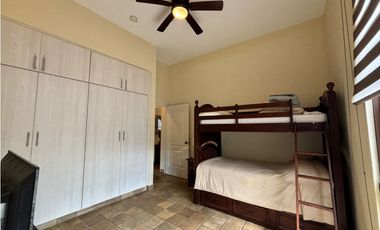 PENONOME / CASA DE CAMPO / 4046M / 3 HABITACION / VISTA AL RIO ZARATI