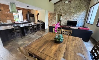 PENONOME / CASA DE CAMPO / 4046M / 3 HABITACION / VISTA AL RIO ZARATI