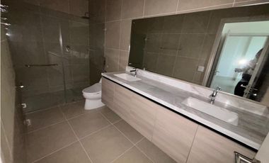 SANTA MARIA / OCEAN HOUSE / 240M / 3 HABITACION / 3 PARKING / TERRAZA