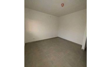 ALQUILER DE CASA EN ALGARROBOS RESIDENCIAL PRIVADO