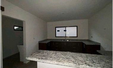 ALQUILER DE CASA EN ALGARROBOS RESIDENCIAL PRIVADO