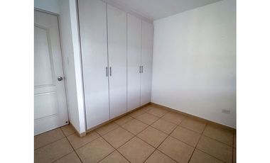 ARRAIJAN / BRISAS DEL GOLF / 395M / 3 HABITACION / 2 PARKING / PATIO