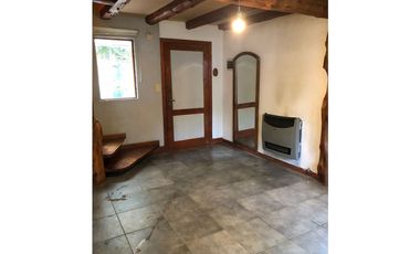 SE ALQUILA CASA DE 2 DORMITORIOS EN VILLA TURISMO A 300 MTS DE LA RUTA