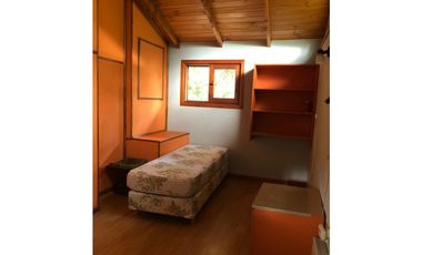 SE ALQUILA CASA DE 2 DORMITORIOS EN VILLA TURISMO A 300 MTS DE LA RUTA