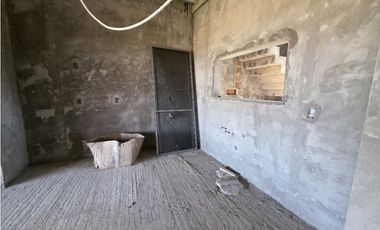 Vendo Casa a Terminar en Caseros, Entre Ríos.