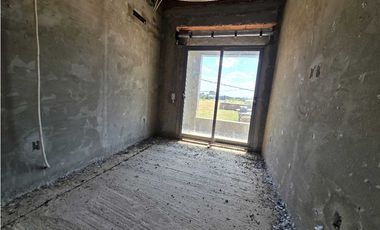 Vendo Casa a Terminar en Caseros, Entre Ríos.