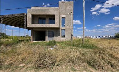 Vendo Casa a Terminar en Caseros, Entre Ríos.