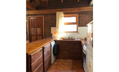 SE ALQUILA PROPIEDAD PARA OFICINAS EN EL CENTRO DE EL BOLSÓN