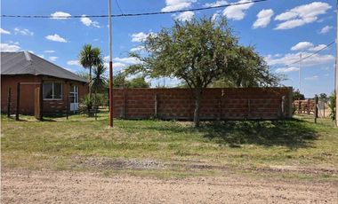 Vendo Quincho con Pileta en Caseros, Entre Ríos.