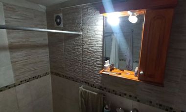 Casa de 4 ambientes en longchamps, a 20m de Espora