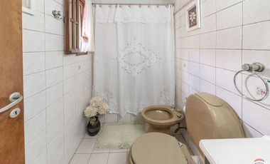 Venta casa 3 ambientes c/patio Munro edificable