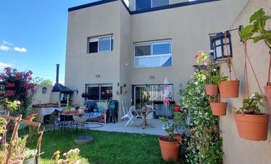 VENTA PH 3 AMBIENTES MANUEL ALBERTI PILAR