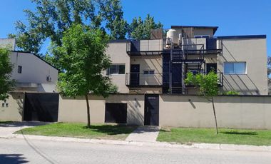 VENTA PH 3 AMBIENTES MANUEL ALBERTI PILAR