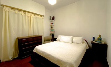 VENTA CASA 3 AMBIENTES CON QUINCHO Y PARQUE