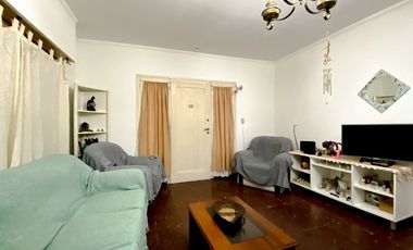 VENTA CASA 3 AMBIENTES CON QUINCHO Y PARQUE