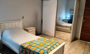 VENTA CASA de 5 AMB AMUEBLADA EN 20 DE JUNIO