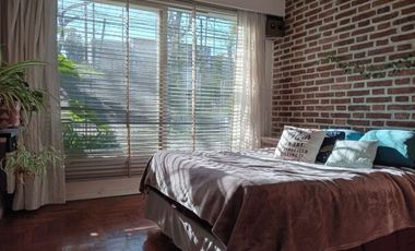 VENTA CASA 3 AMB. JARDIN Y PILETA - RANELAGH ESTE