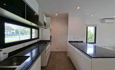 VENTA CASA BARRIO PRINCIPADO SAN VICENTE PILETA