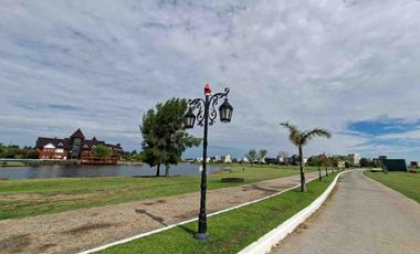 VENTA CASA BARRIO PRINCIPADO SAN VICENTE PILETA