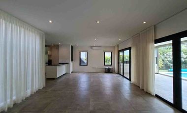 VENTA CASA BARRIO PRINCIPADO SAN VICENTE PILETA