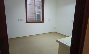 Alquiler Comercial - Piso 8 amb - San Nicolas