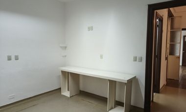 Alquiler Comercial - Piso 8 amb - San Nicolas