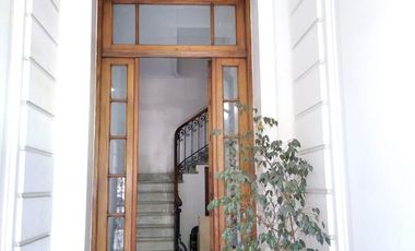 Alquiler Comercial - Piso 8 amb - San Nicolas