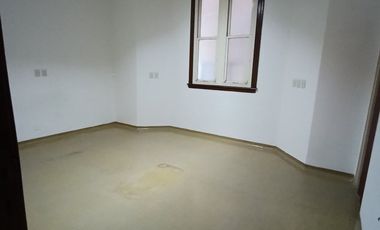 Alquiler Comercial - Piso 8 amb - San Nicolas