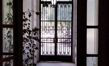 Alquiler Comercial - Piso 8 amb - San Nicolas