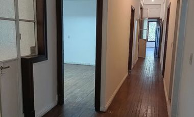 Alquiler Comercial - Piso 8 amb - San Nicolas