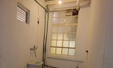 Alquiler Comercial - Piso 8 amb - San Nicolas