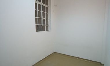 Alquiler Comercial - Piso 8 amb - San Nicolas