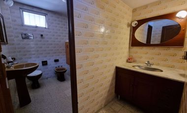 VENDE !Local comercial y casa sobre Lpz. y Planes