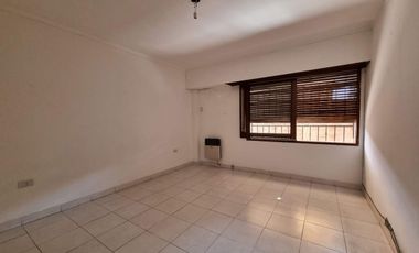 VENDE !Local comercial y casa sobre Lpz. y Planes
