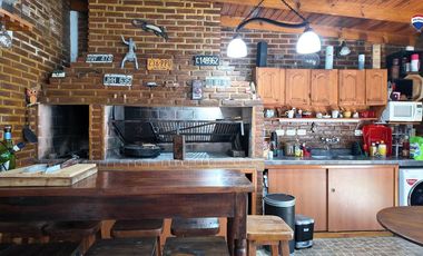 VENTA CASA 6 AMB EN FLORENCIO VARELA