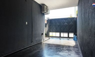 VENTA CASA 6 AMB EN FLORENCIO VARELA