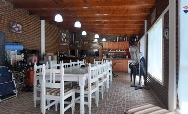 VENTA CASA 6 AMB EN FLORENCIO VARELA