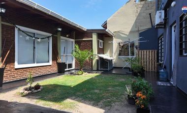 VENTA CASA 6 AMB EN FLORENCIO VARELA