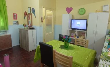 VENTA PH 2 AMB PARQUE CHACABUCO CON PATIO - PB