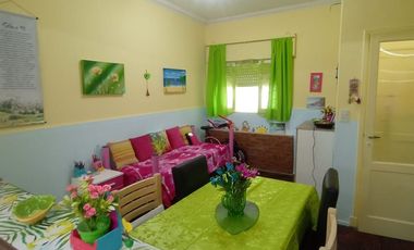 VENTA PH 2 AMB PARQUE CHACABUCO CON PATIO - PB