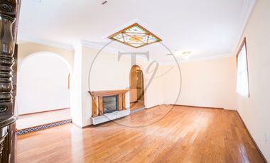 Casa en Renta en Zona Esmeralda, Chiluca