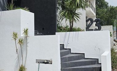 VENTA/ RESIDENCIA MINIMALISTA en Lomas de Bellavista