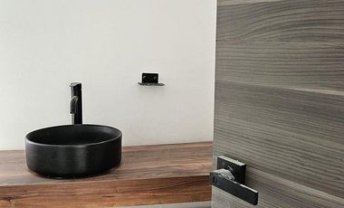 VENTA/ RESIDENCIA MINIMALISTA en Lomas de Bellavista