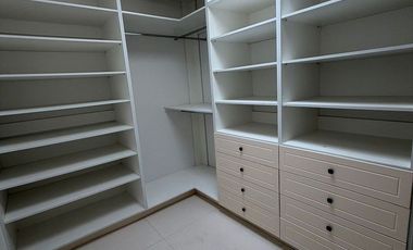 AMPLIA RESIDENCIA EN RENTA EN RESIDENCIA ALTARIA AL NTE. DE AGUASCALIENTES