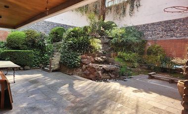 Casa en Venta calle Cerrada en Lomas de Tecamachalco