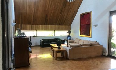 Casa en Venta calle Cerrada en Lomas de Tecamachalco